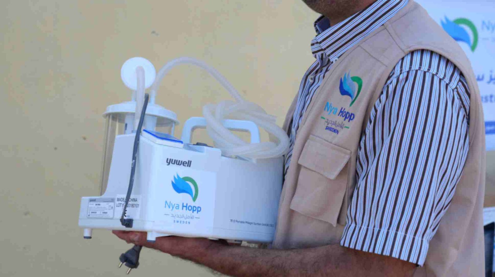 Nya-Hopp-Supports-Ambulance-in-Lebanon