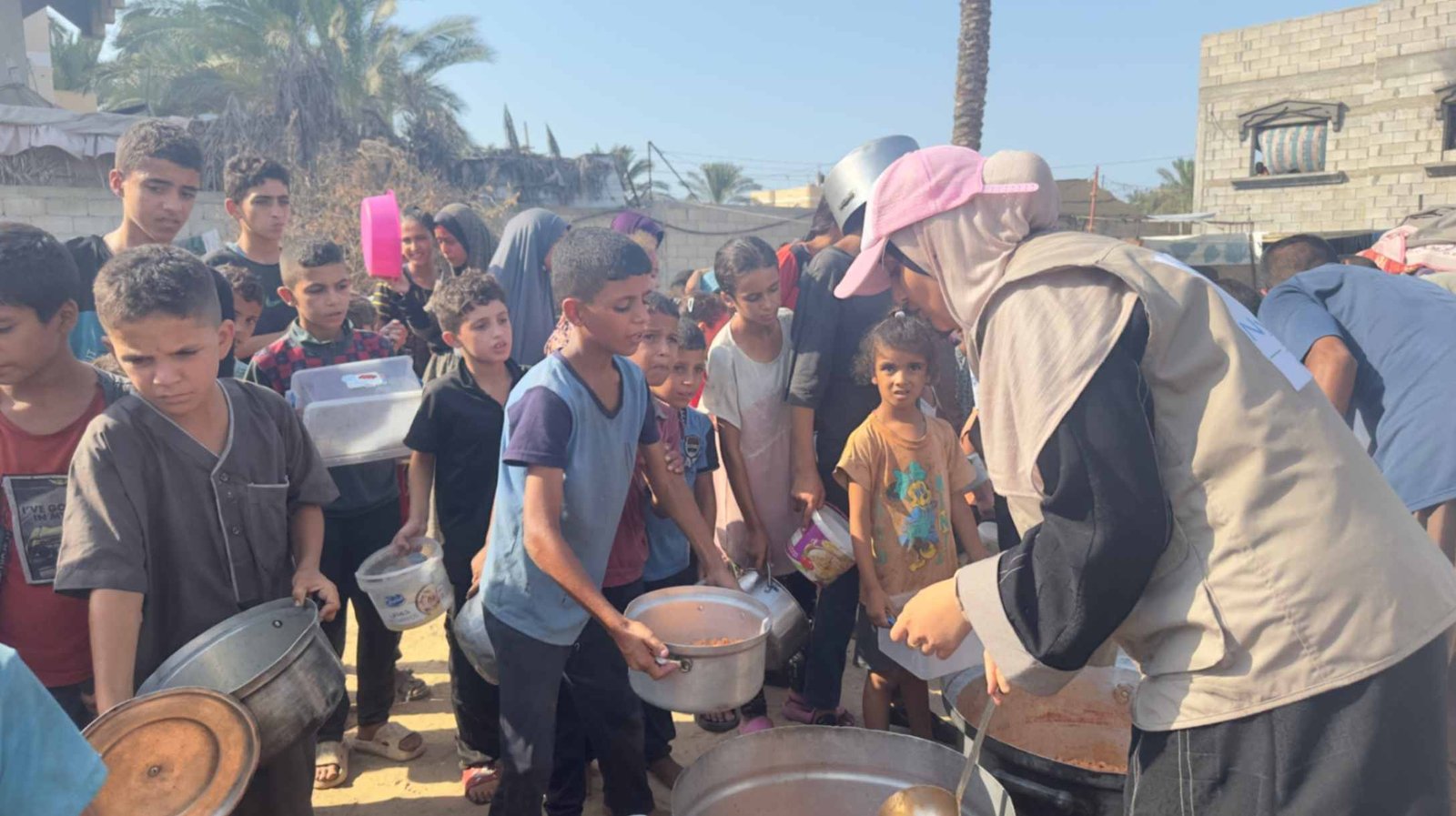 Hot Meals in Gaza